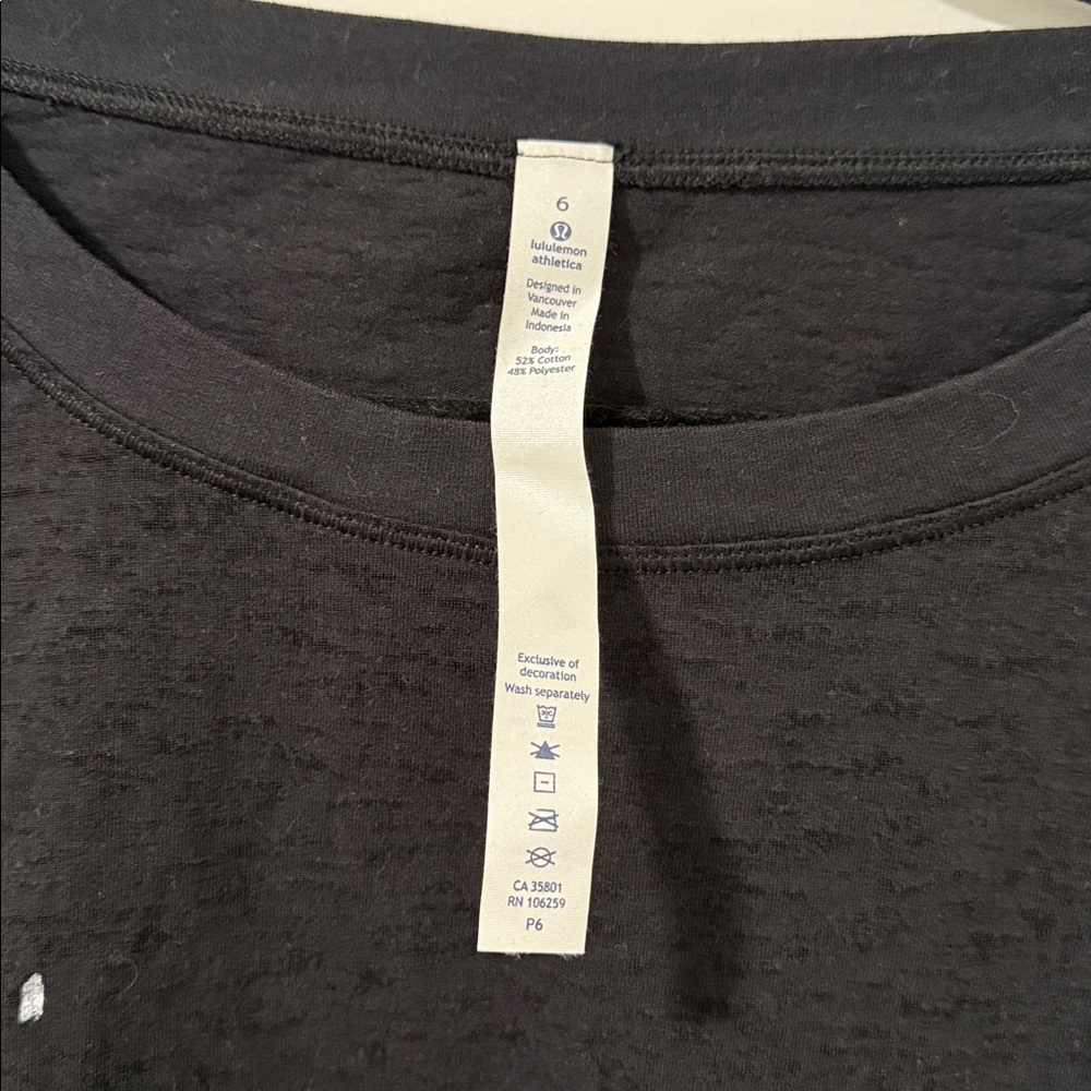 Lululemon Athletica Vinyasa Lightest Crop Tee - Picture 3 of 5